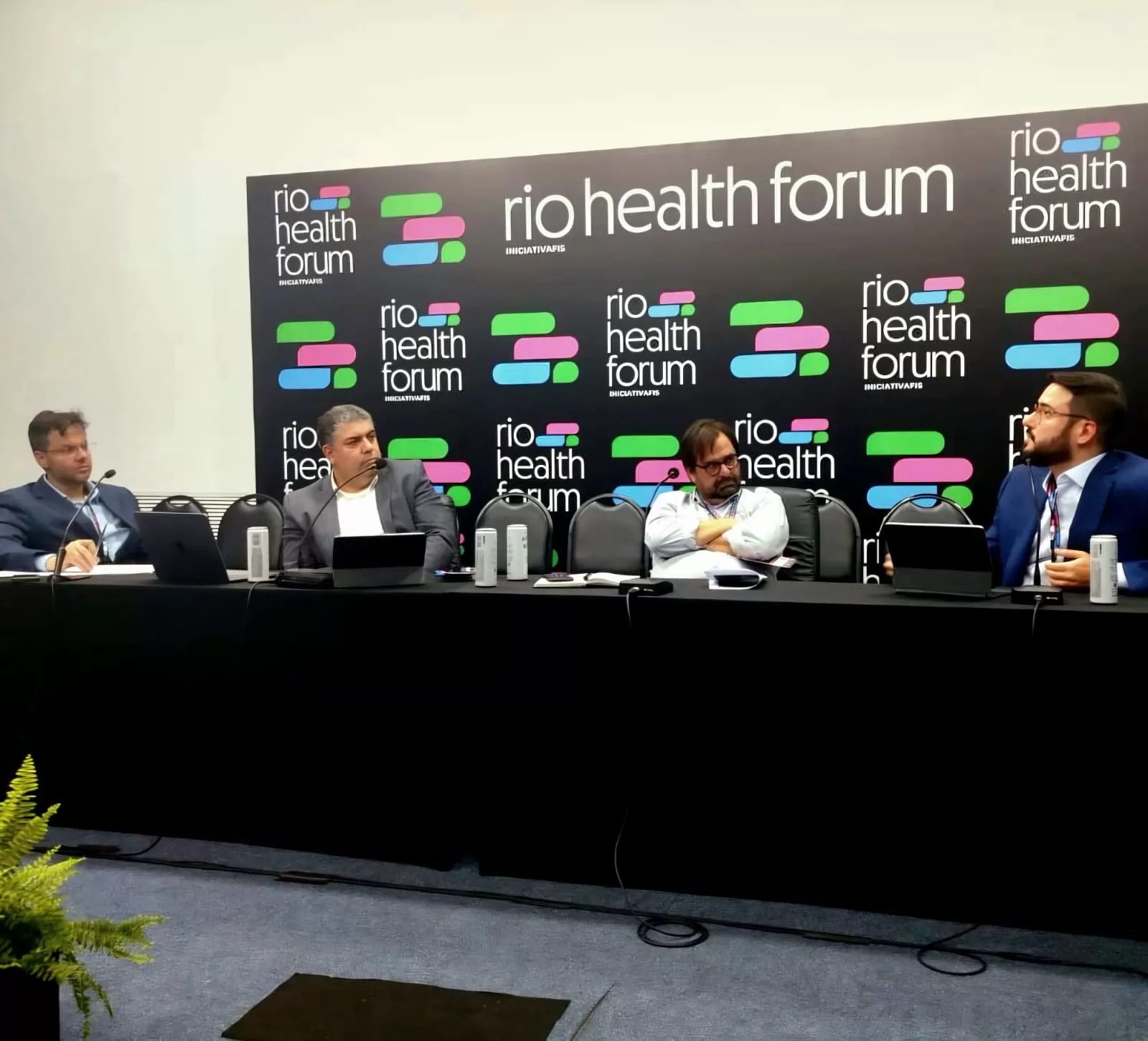 Instituto Ética Saúde destaca papel da autorregulação e da ética no uso da inteligência artificial durante o Rio Health Fórum